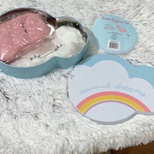 Kohls Tin with mask and socks 
New in decorative tin